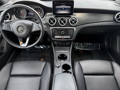 Used 2019 Mercedes-Benz CLA 250 image 3
