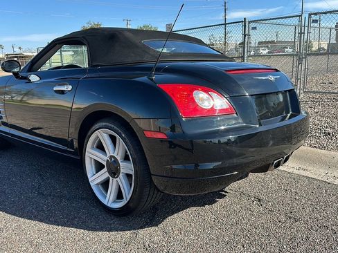 Used 2005 Chrysler Crossfire Limited image 24
