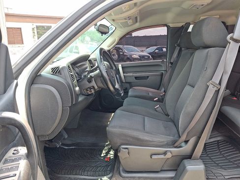 Used 2010 Chevrolet Silverado 1500 LT w/ Power Pack Plus AWD/4WD image 13
