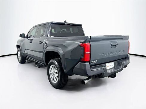 Certified 2024 Toyota Tacoma SR5 image 8