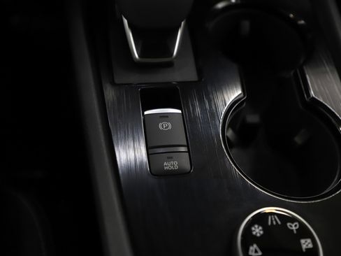 Used 2025 Nissan Rogue SV image 25