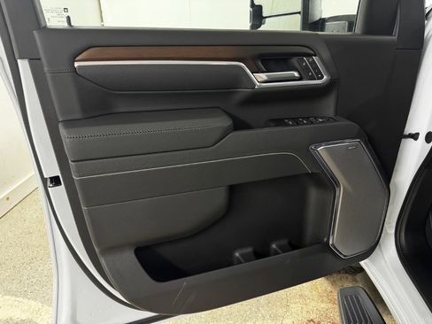 New 2026 GMC Sierra 2500 Denali w/ Technology Package image 21