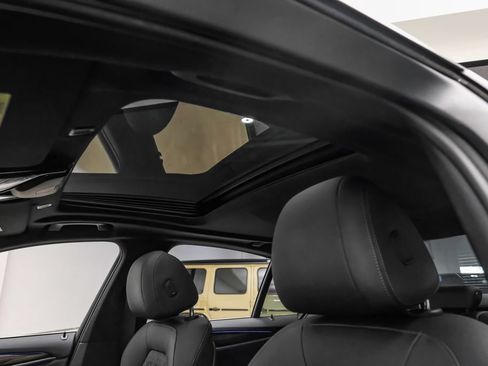 Used 2023 BMW 530i w/ Premium Package RWD image 9