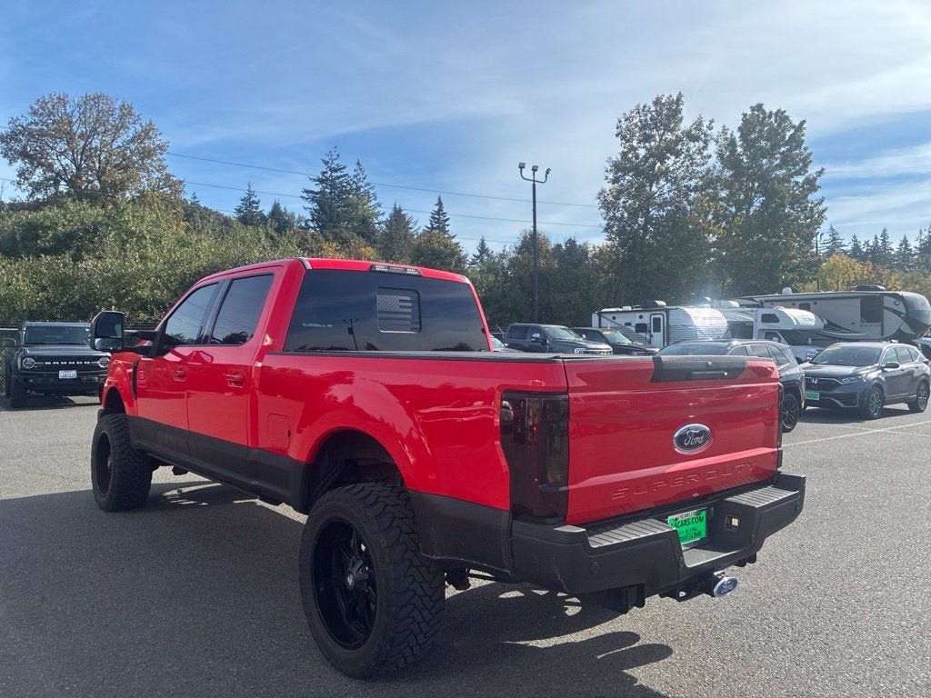 Used 2017 Ford F350 Lariat w/ Camper Package AWD/4WD image 4