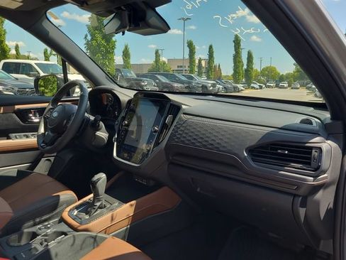 Certified 2025 Subaru Forester Touring AWD/4WD image 20