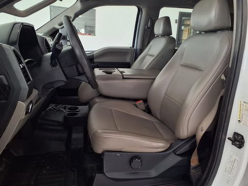 Used 2017 Ford F250 XL w/ Power Equipment Group AWD/4WD image 8