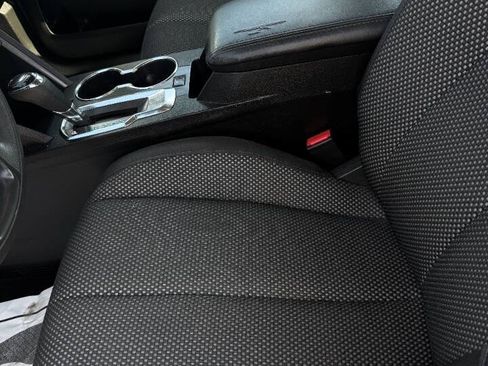 Used 2016 Chevrolet Equinox LS FWD image 9