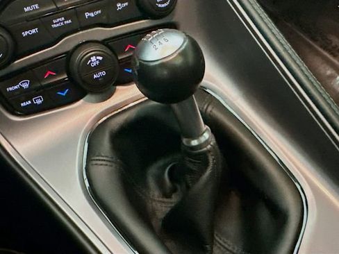 Used 2023 Dodge Challenger R/T w/ Plus Package image 17