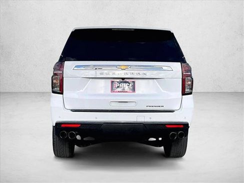 Used 2023 Chevrolet Suburban Premier image 4