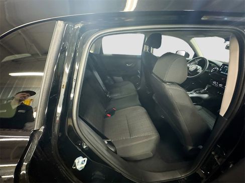 New 2026 Honda HR-V LX image 23