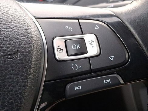 Used 2018 Volkswagen Jetta SE image 19