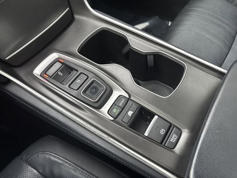 Used 2018 Honda Accord EX-L image 21