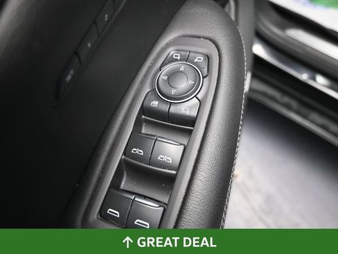Used 2022 Cadillac XT5 Premium Luxury AWD/4WD image 31