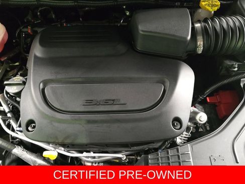 Used 2025 Chrysler Pacifica Select FWD image 30