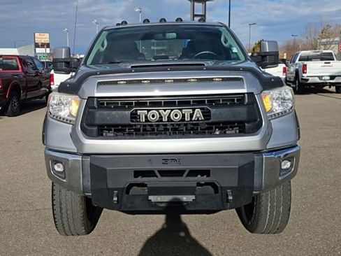 Used 2017 Toyota Tundra SR5 w/ SR5 Upgrade Package RWD image 3