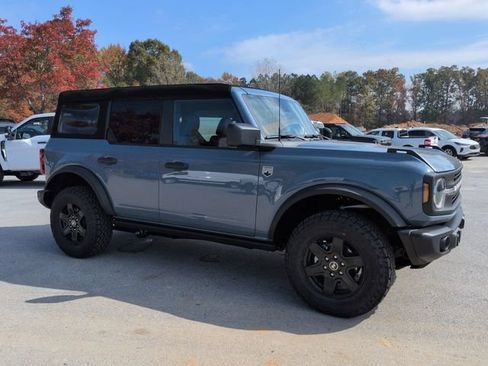 New 2025 Ford Bronco Big Bend w/ Black Diamond Package AWD/4WD image 2