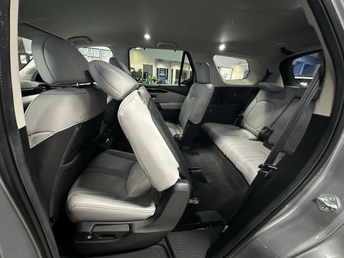 Used 2024 Honda Pilot EX-L image 19