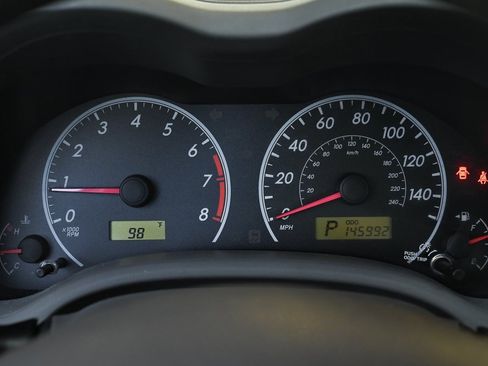 Used 2010 Toyota Corolla LE image 18