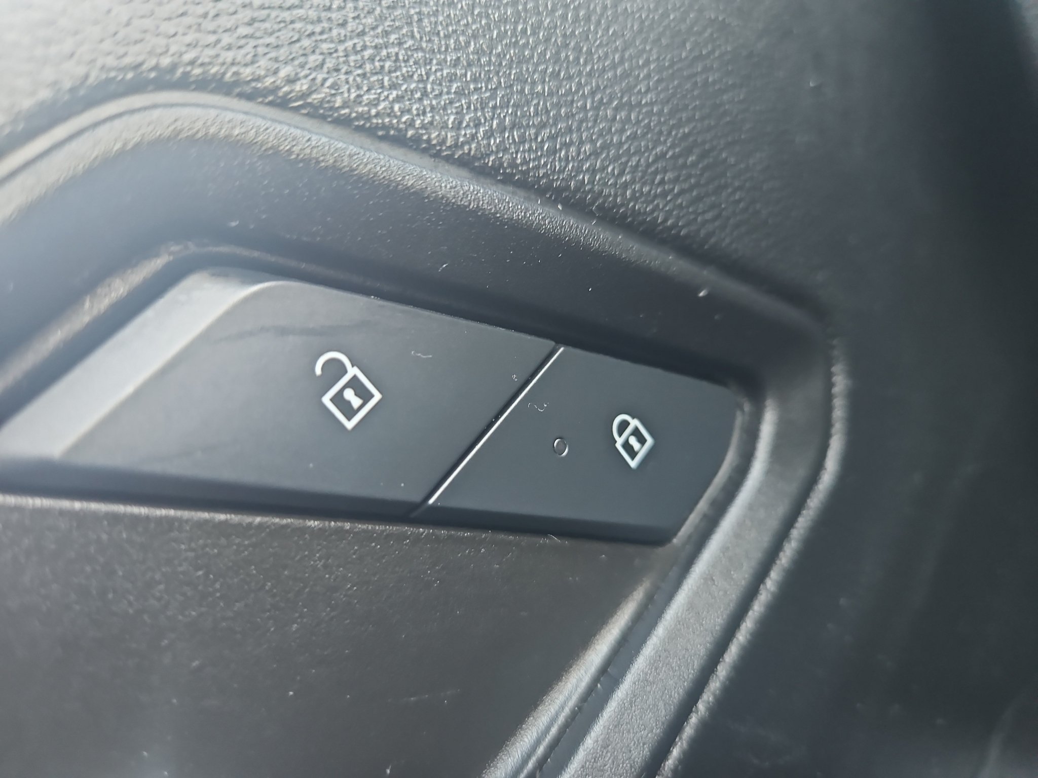 Used 2024 Chevrolet Colorado LT w/ LT Convenience Package RWD image 19