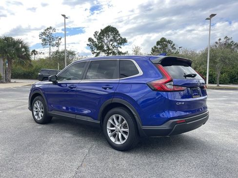 Used 2023 Honda CR-V EX image 7