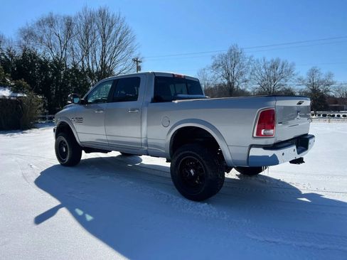 Used 2015 RAM 2500 Laramie w/ Convenience Group image 5
