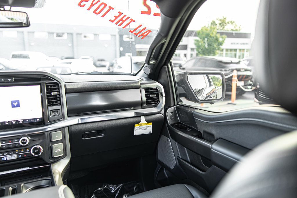 Used 2026 Ford F150 Lariat AWD/4WD image 37