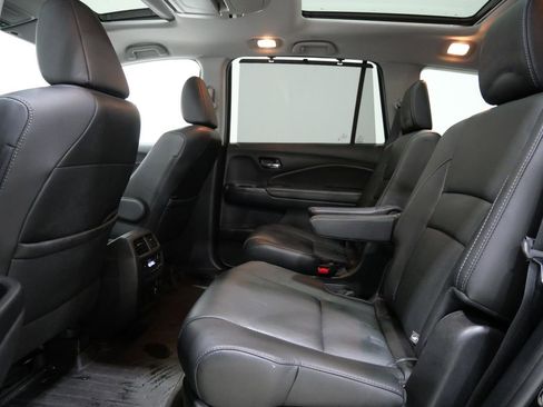 Used 2021 Honda Pilot Elite image 21