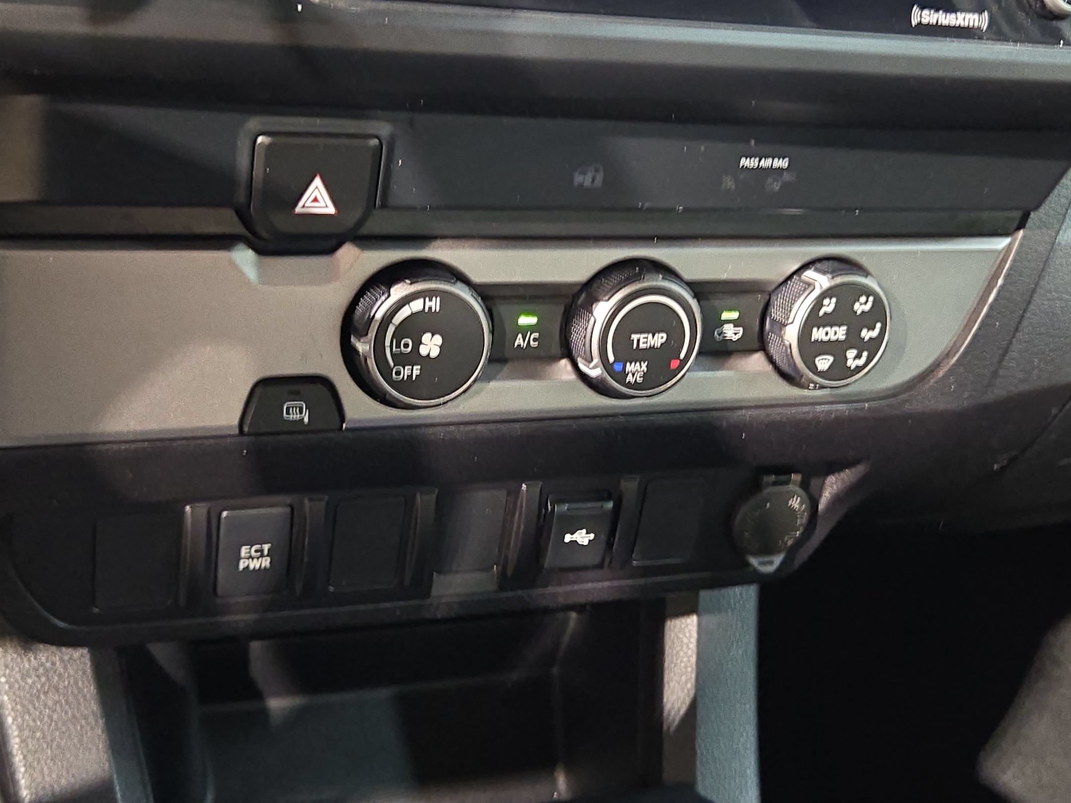 Used 2021 Toyota Tacoma SR RWD image 31