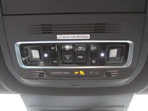 Used 2025 Lincoln Nautilus Reserve w/ Jet Appearance Package AWD/4WD image 36