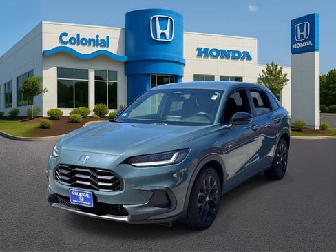 Used 2025 Honda HR-V Sport image 1