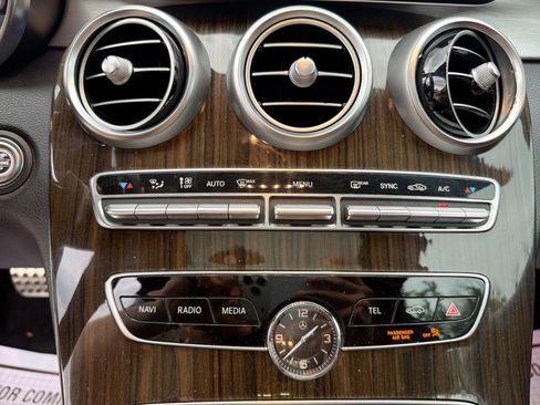 Used 2019 Mercedes-Benz C 300 Coupe image 17