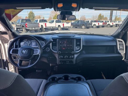 Used 2022 RAM 2500 Big Horn w/ Cold Weather Group image 29