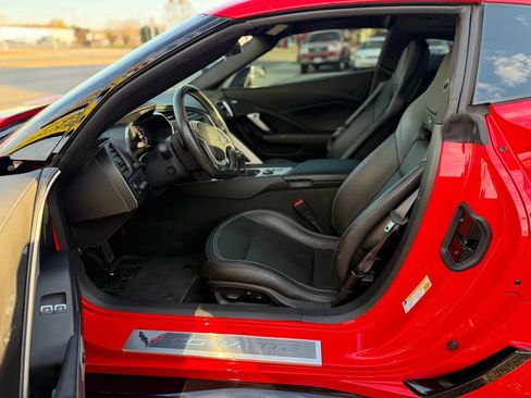 Used 2016 Chevrolet Corvette Z06 w/ 2LZ Preferred Equipment Group image 11