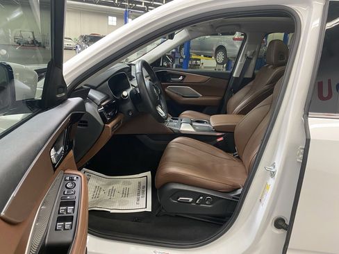 Used 2023 Acura MDX SH-AWD w/ Technology Package image 24