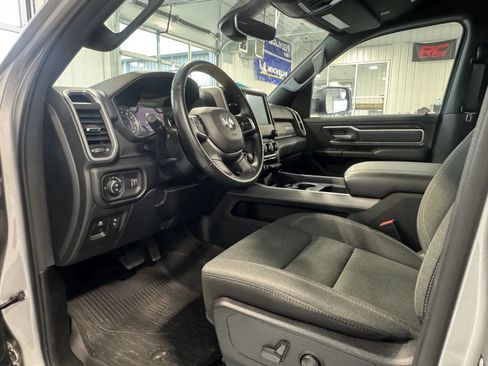 Used 2022 RAM 1500 Big Horn AWD/4WD image 8