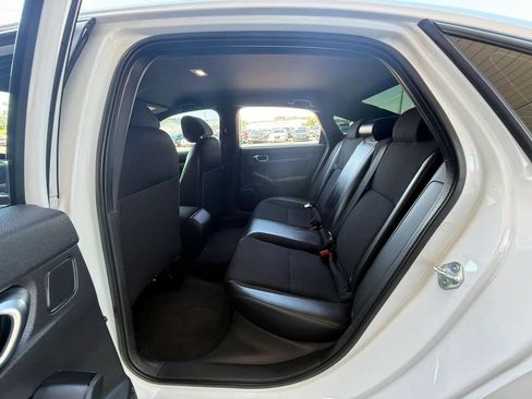 Used 2022 Honda Civic Sport image 11