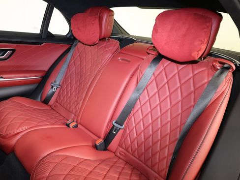 Used 2023 Mercedes-Benz S 580 4MATIC Sedan image 11