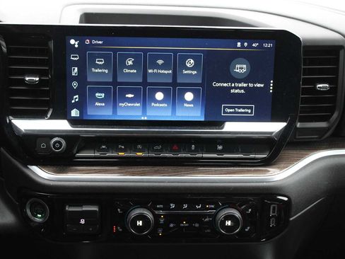 Used 2025 Chevrolet Silverado 1500 LT w/ Safety Package image 13