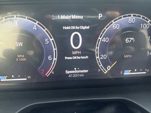 Used 2021 Jeep Grand Cherokee L Laredo image 22