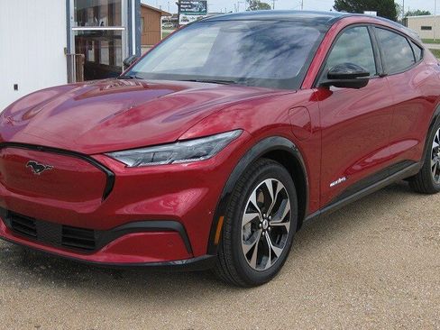 Used 2023 Ford Mustang Mach-E Premium image 7