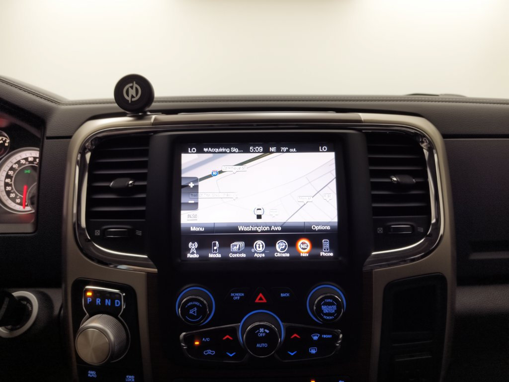 Used 2014 RAM 1500 Laramie AWD/4WD image 23