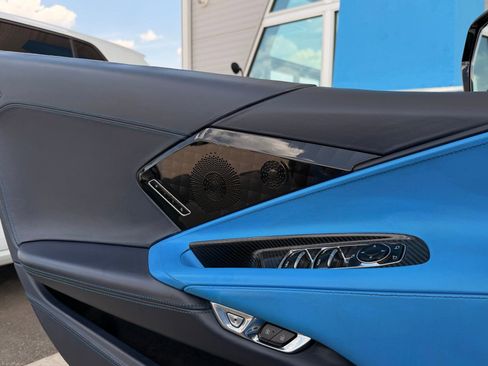 Used 2021 Chevrolet Corvette Stingray Premium Conv w/ Z51 Performance Package RWD image 26