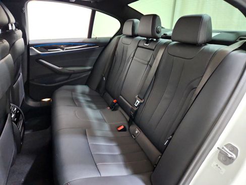 Used 2021 BMW 530e 530e image 19