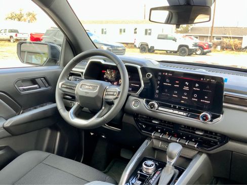 New 2026 GMC Canyon Elevation image 36