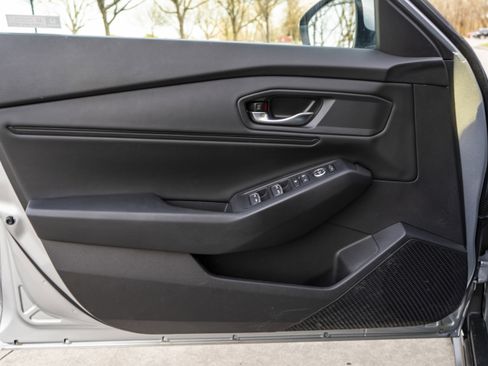 Certified 2024 Honda Accord EX image 37