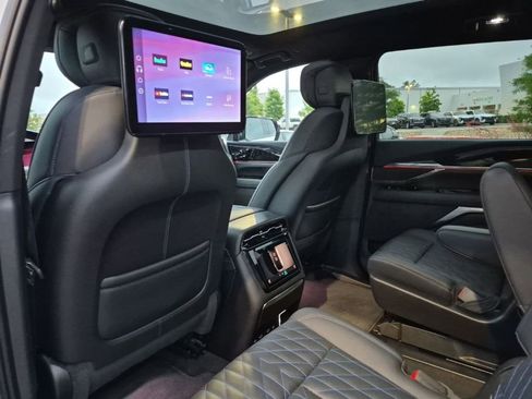 Used 2025 Cadillac Escalade IQ Sport 1 w/ Smart Trailering package image 21