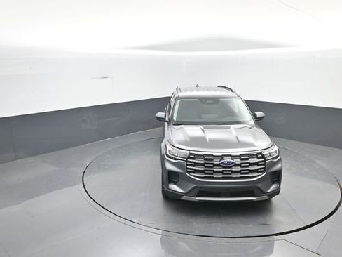 New 2026 Ford Explorer Active RWD image 21