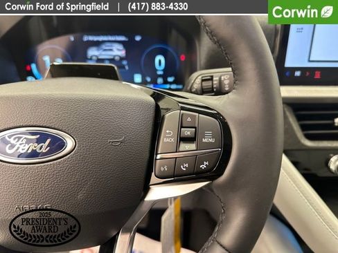 New 2026 Ford Explorer Platinum w/ LUX Leather Package AWD/4WD image 39