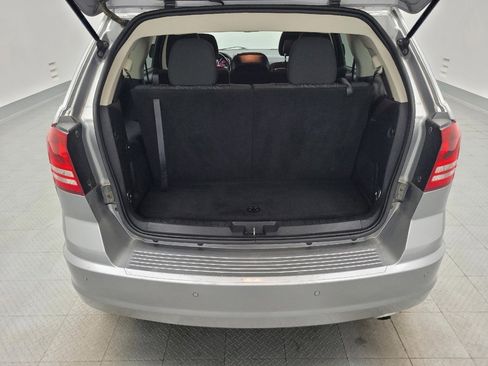 Used 2020 Dodge Journey SE w/ SE Popular Equipment Group FWD image 29