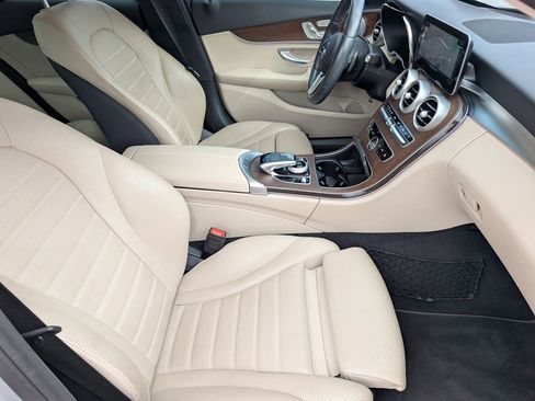 Certified 2021 Mercedes-Benz C 300 4MATIC Sedan image 12